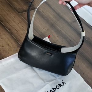 NWOT Bisadora leather handbag